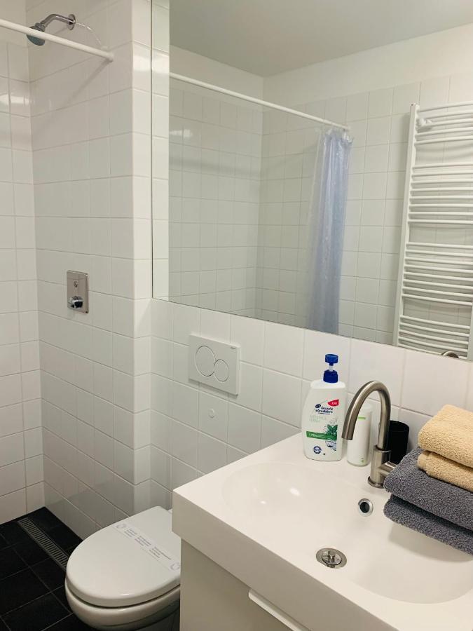 Cozy Friendly Place With Free Parking Prag Exterior foto