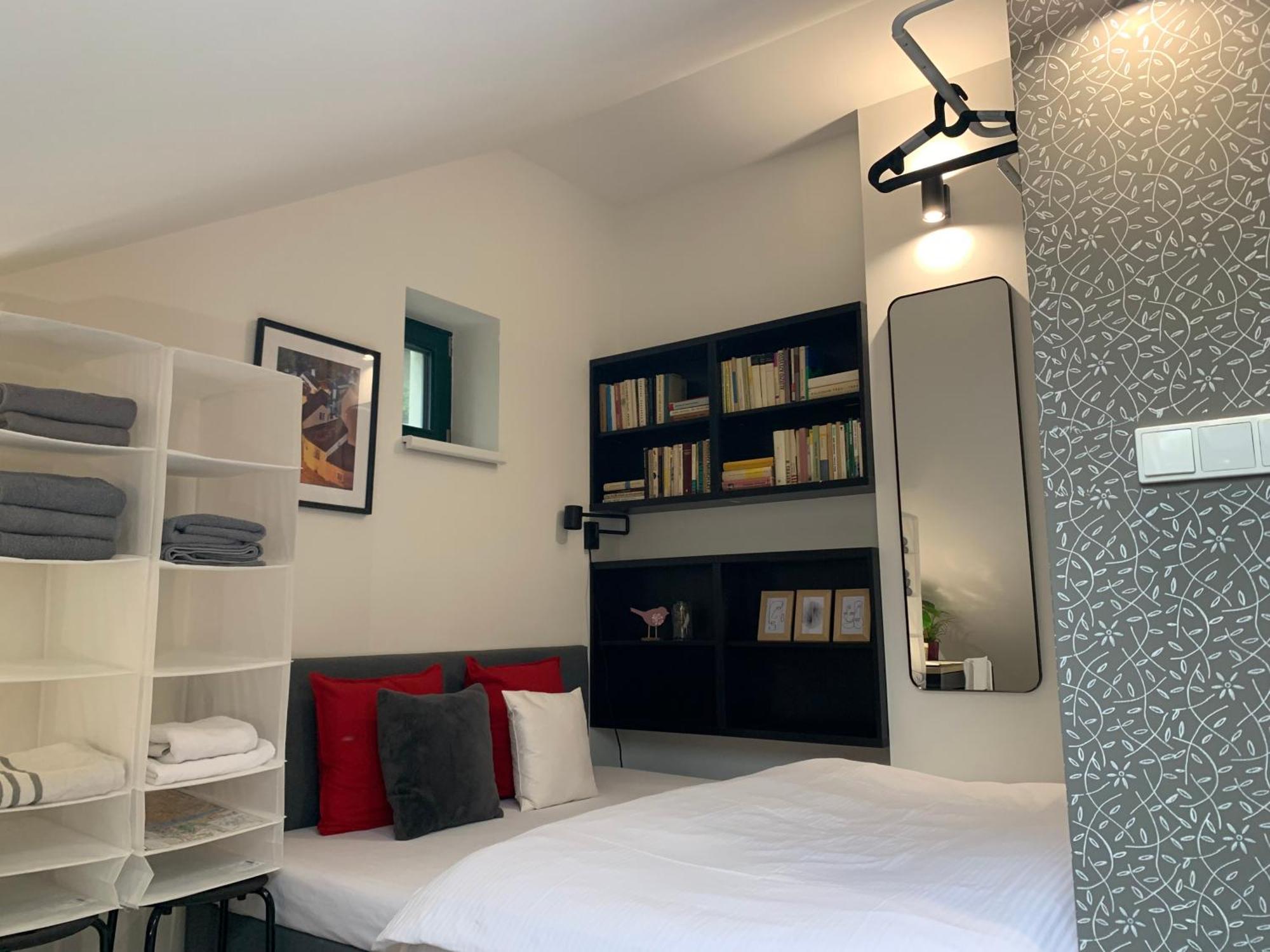 Cozy Friendly Place With Free Parking Prag Exterior foto